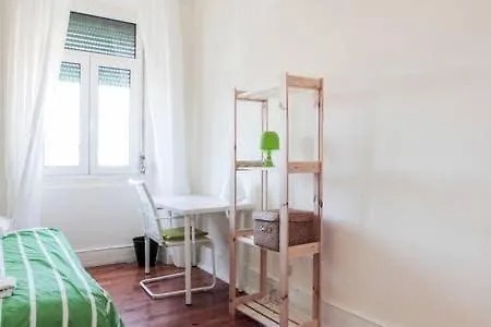 Anjos Flat With 5bd דירה *