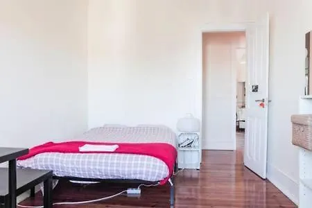Anjos Flat With 5bd דירה *