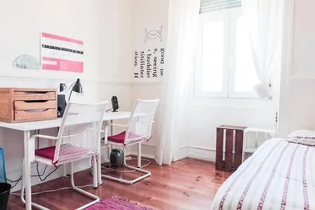 Апартаменты Anjos Flat With 5bd Лиссабон